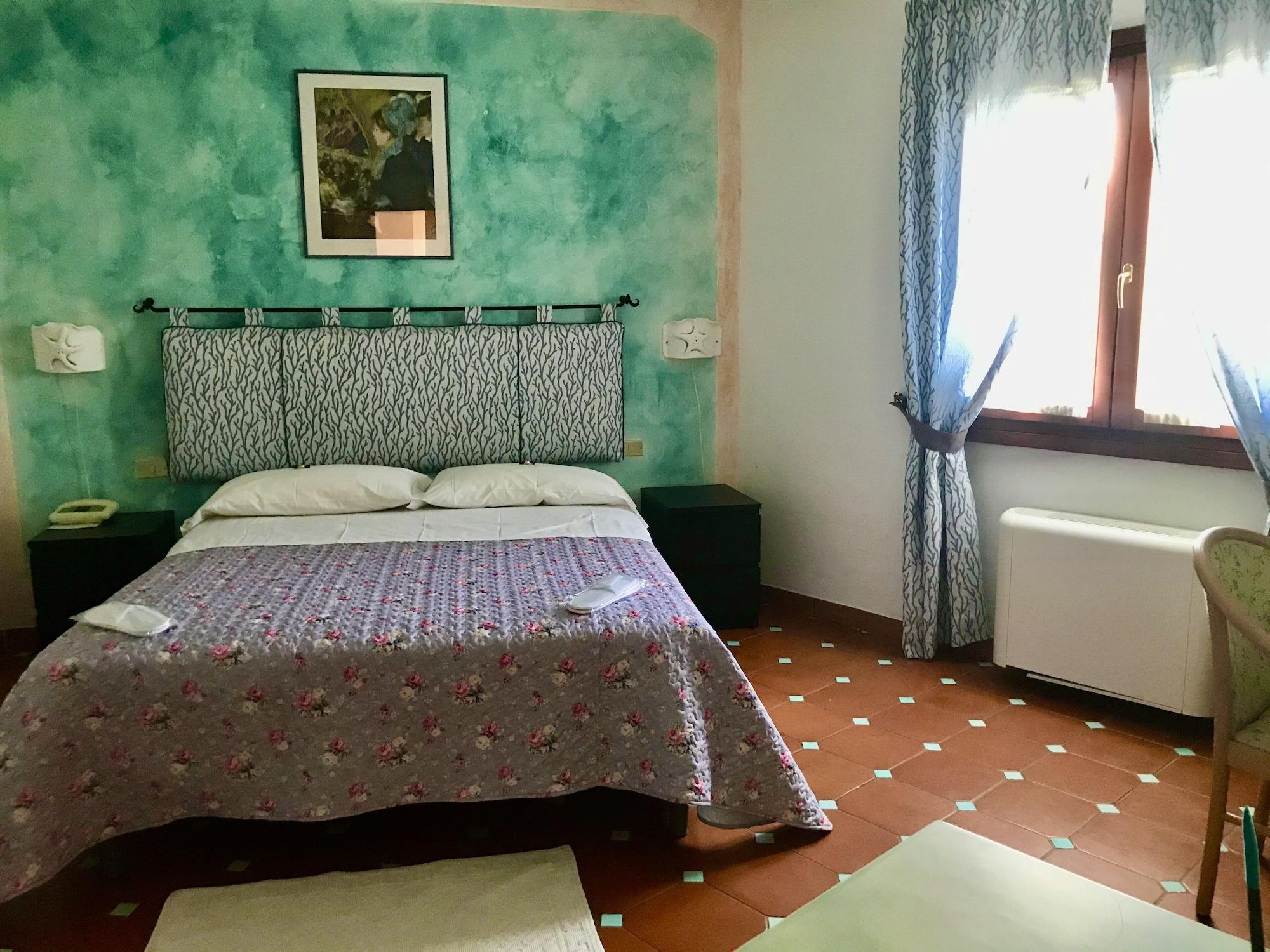 Stefania Boutique By The Olbia