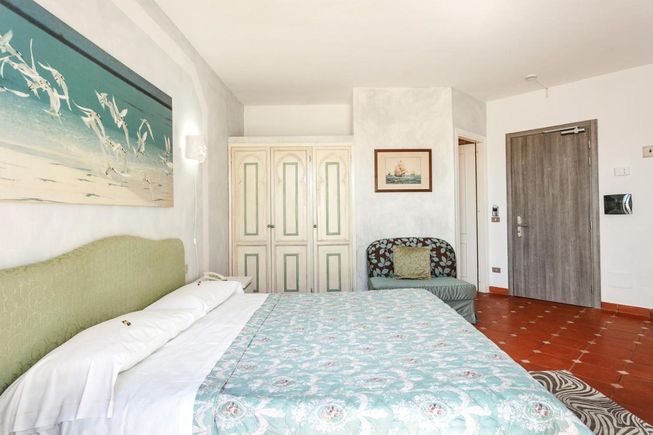Hotel Stefania Boutique By The 4*