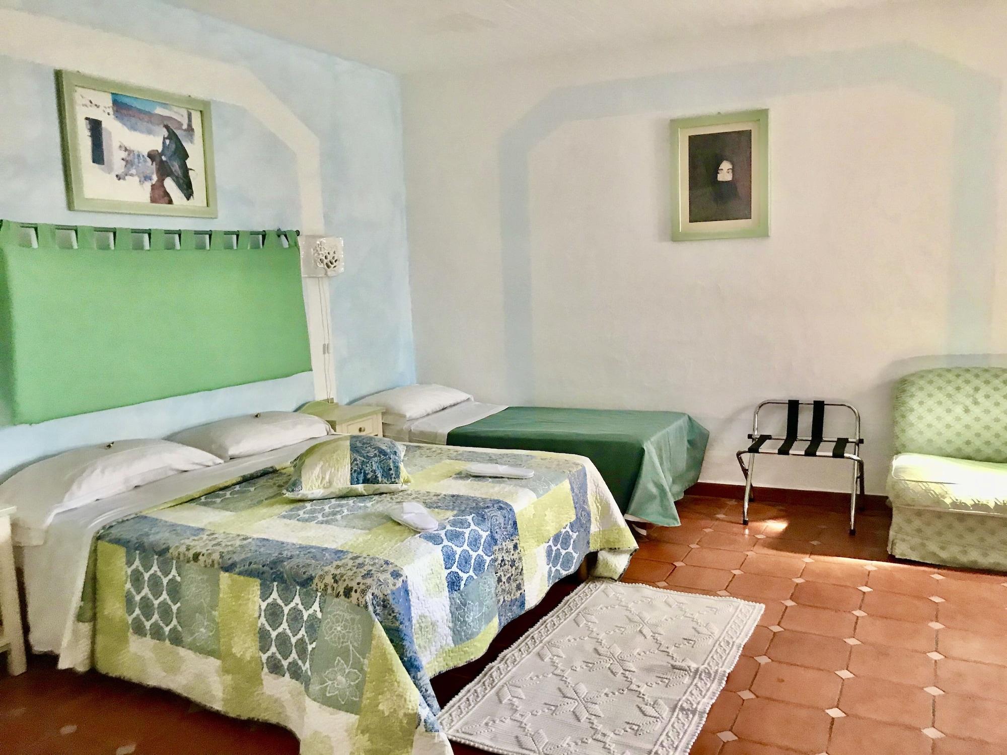 Stefania Boutique By The Olbia