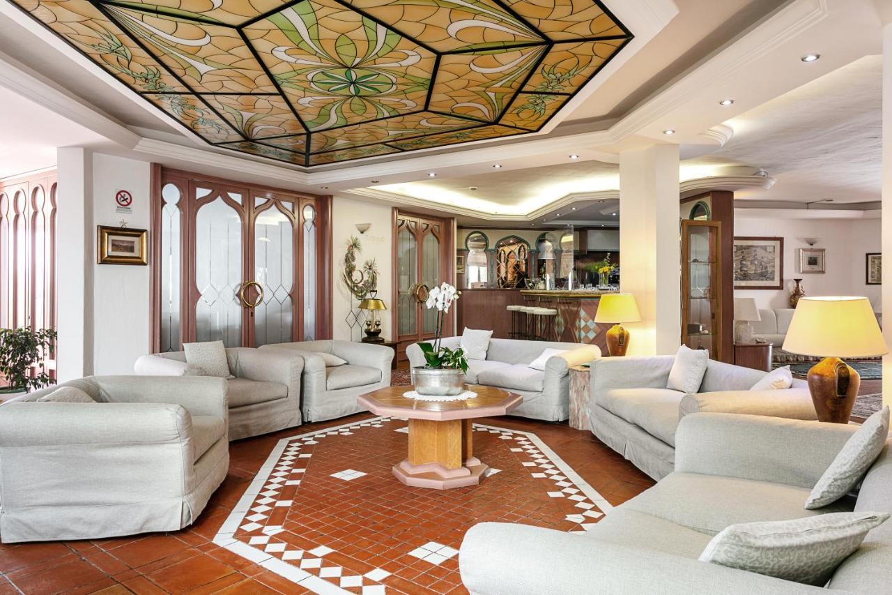 Hotel Stefania Boutique By The