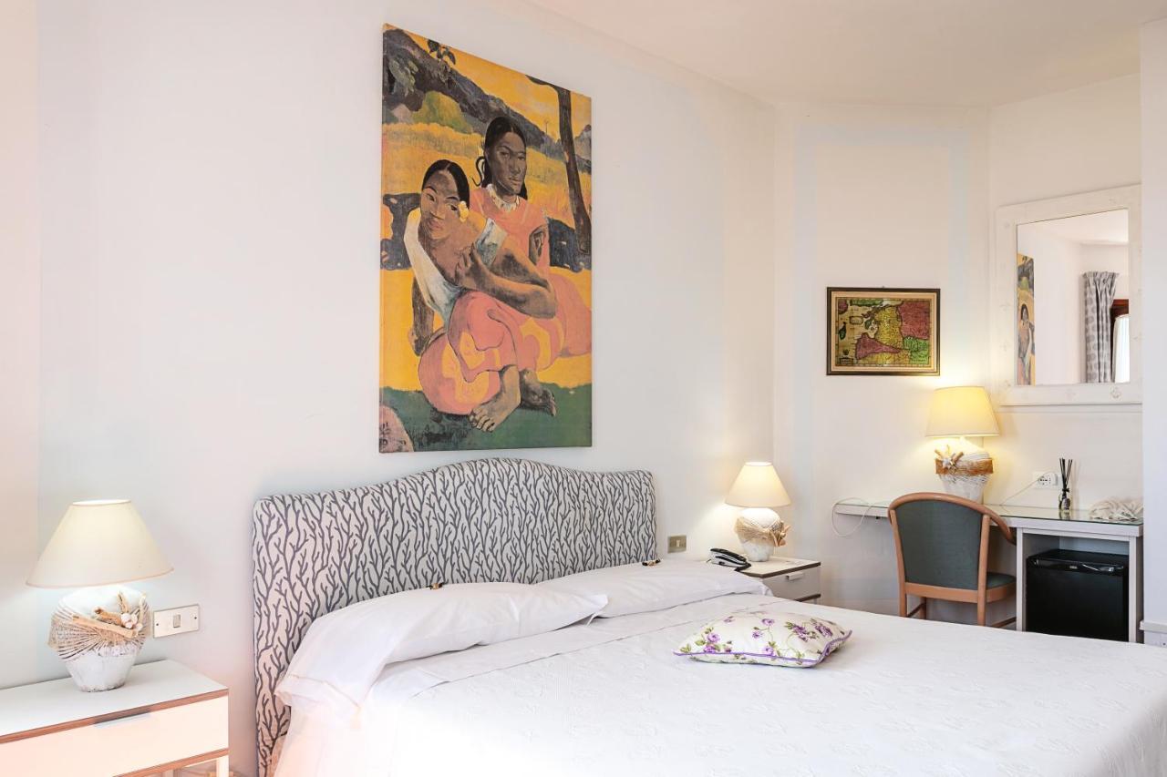 Stefania Boutique By The Hotel Olbia