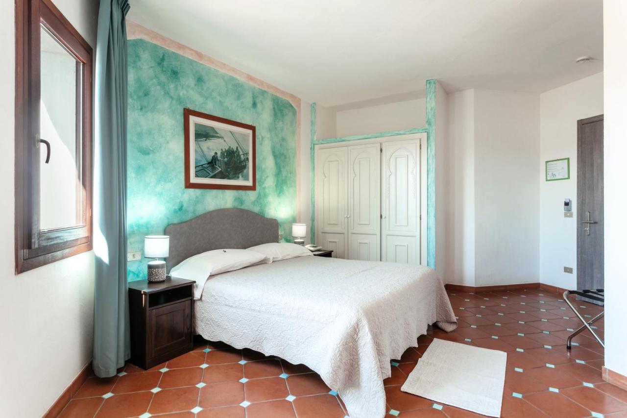 Stefania Boutique By The Olbia