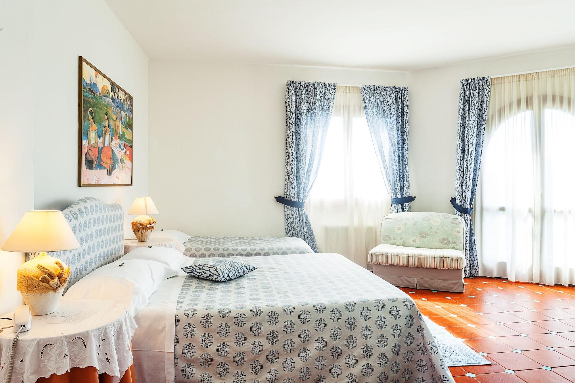 Stefania Boutique By The Hotel 4*