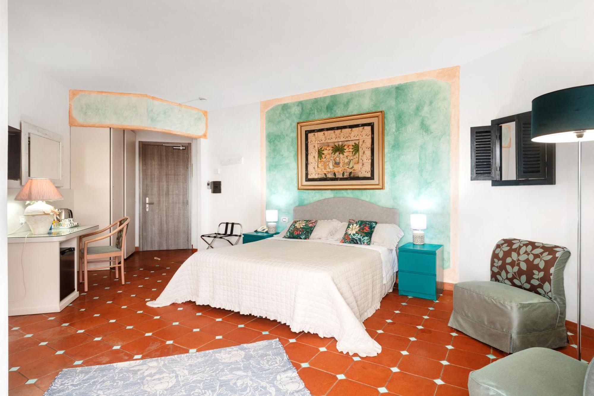 Stefania Boutique By The Hotel 4*