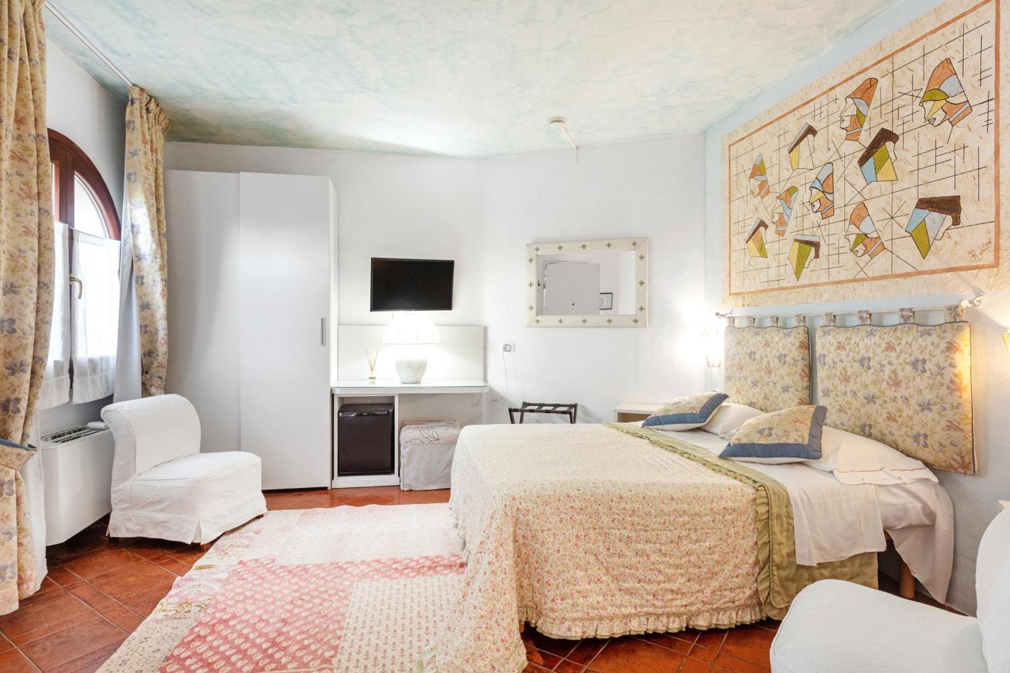 Stefania Boutique By The Hotel